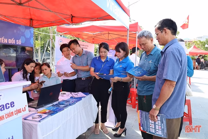 TP Hà Tĩnh phát động tháng hưởng ứng Ngày Chuyển đổi số quốc gia