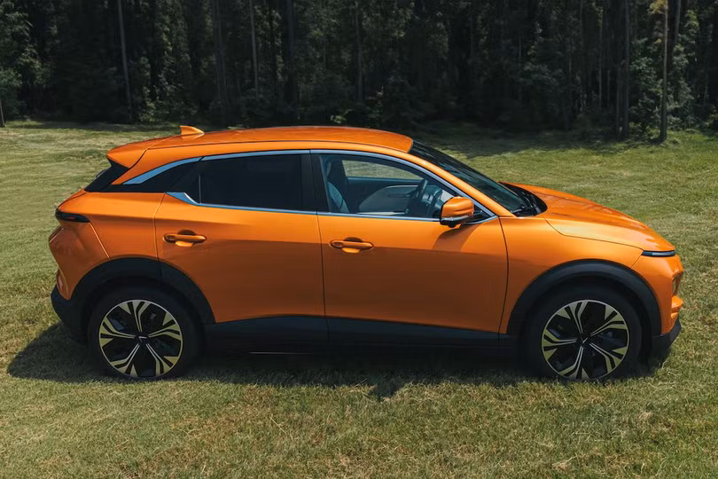 Loạt điểm cộng của VinFast VF 6 trước đối thủ cùng phân khúc