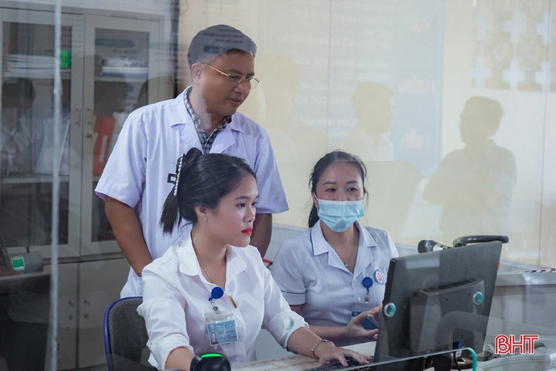 Thanh toán không dùng tiền mặt tại cơ sở y tế ở Hương Sơn