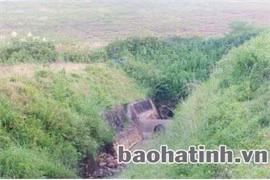 Không còn giọt nước nào rò rỉ qua cống Vực Trống Không còn giọt nước nào rò rỉ qua cống Vực Trống