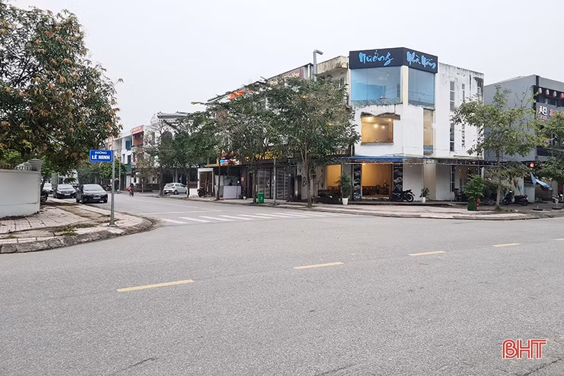 Mạnh tay xử lý, tình trạng “tiện đâu dừng, đỗ đó” ở TP Hà Tĩnh giảm