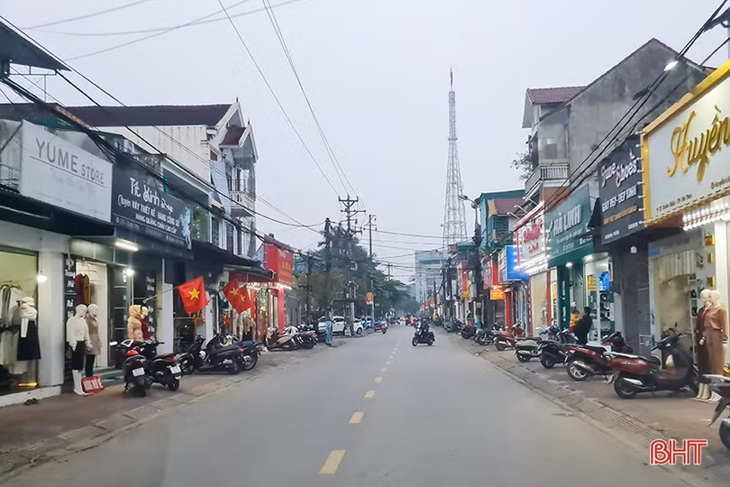 Mạnh tay xử lý, tình trạng “tiện đâu dừng, đỗ đó” ở TP Hà Tĩnh giảm