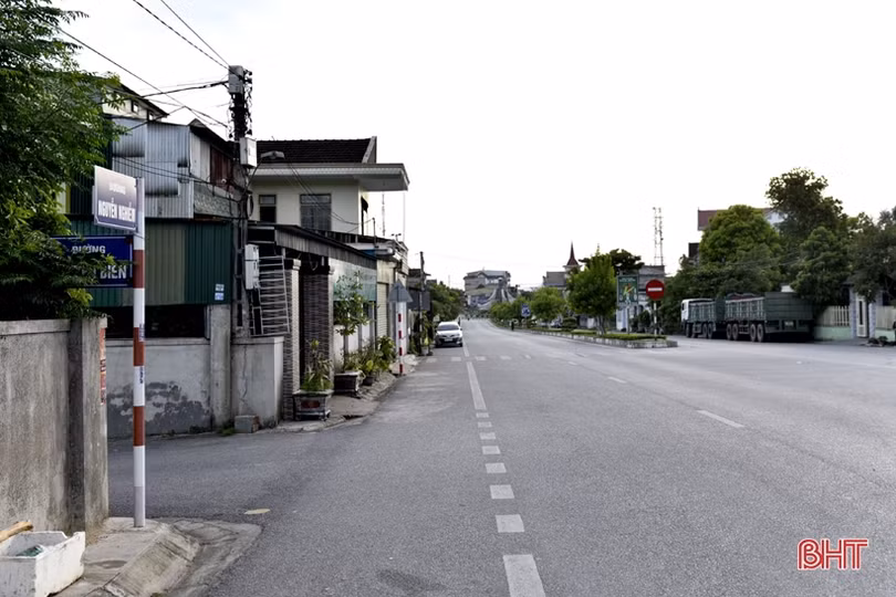 Không có điện chiếu sáng, đường trung tâm thị xã Hồng Lĩnh t iềm ẩn nguy cơ tai nạn giao thông