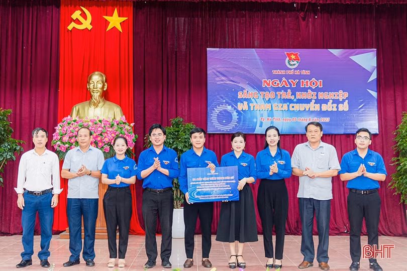 Thiết thực “Ngày hội sáng tạo trẻ, khởi nghiệp và tham gia chuyển đổi số”