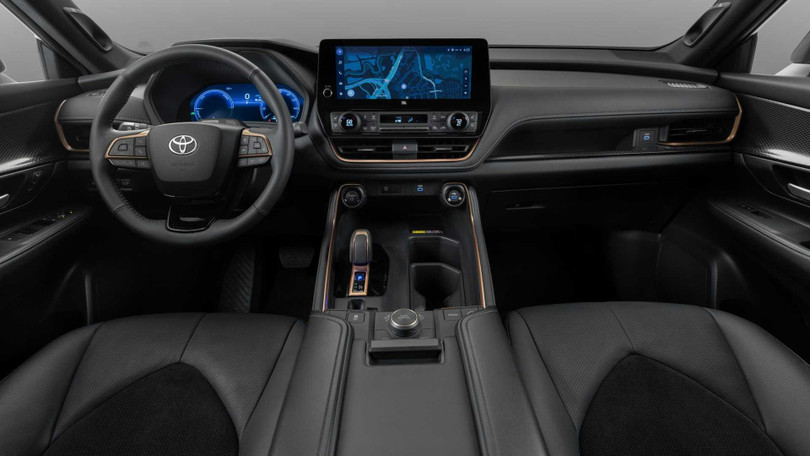 Toyota Grand Highlander 2024 bắt đầu được sản xuất, giá từ 44.405 USD