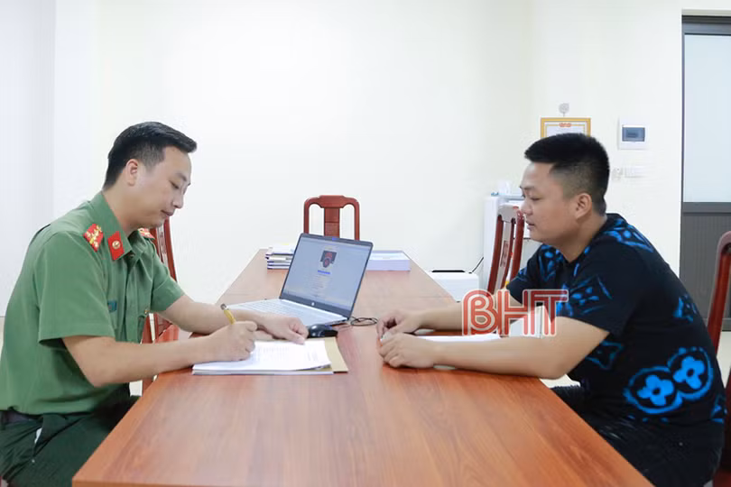 Khởi tố 2 đối tượng lừa đảo bán số lô, số đề chiếm đoạt tài sản