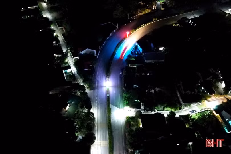 Không có điện chiếu sáng, đường trung tâm thị xã Hồng Lĩnh t iềm ẩn nguy cơ tai nạn giao thông