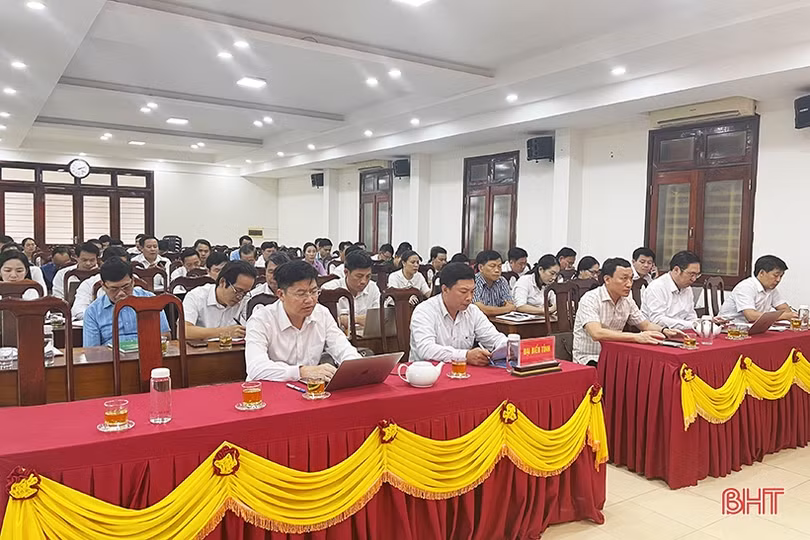 Bảo vệ nền tảng tư tưởng của Đảng là nhiệm vụ trọng tâm, chiến lược