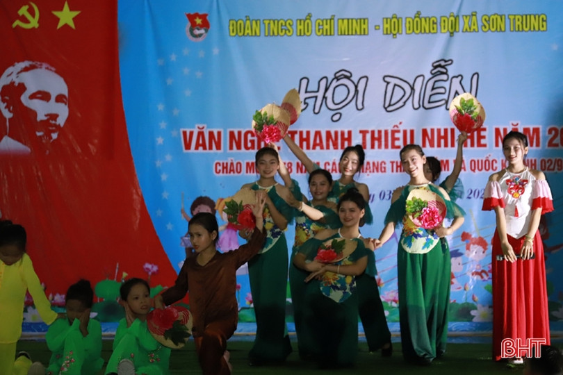 Nhiều hoạt động chào mừng các ngày lễ lớn ở Hương Sơn