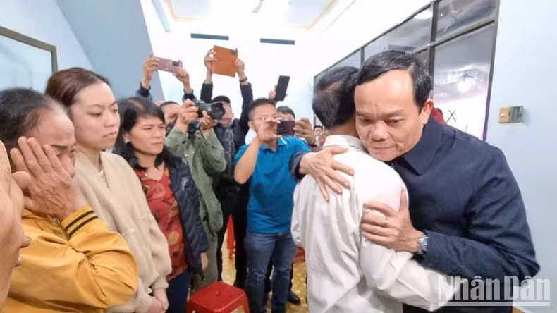Tìm thấy nạn nhân thứ 4 trong vụ sạt lở đèo Bảo Lộc