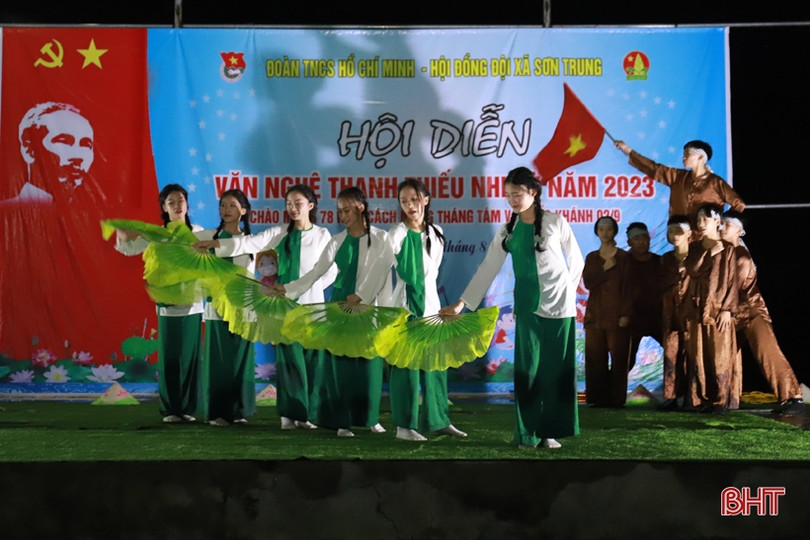 Nhiều hoạt động chào mừng các ngày lễ lớn ở Hương Sơn