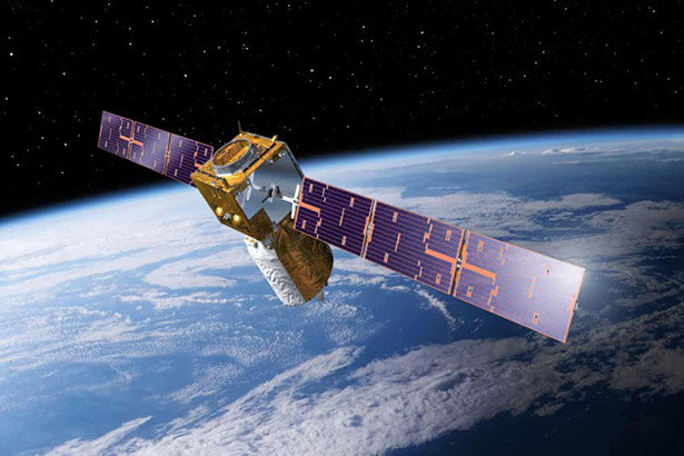 Vệ tinh đầu tiên trên thế giới được điều khiển “tự sát”