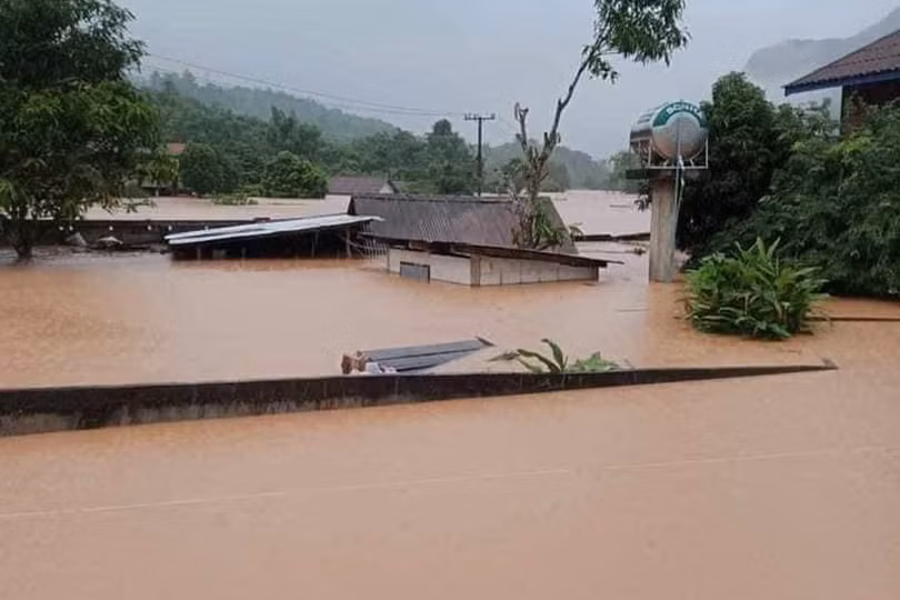 Nhiều tỉnh của Lào tiếp tục chịu ảnh hưởng nghiêm trọng bởi mưa lũ