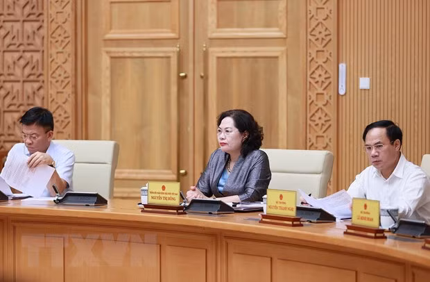 Thủ tướng: Ưu tiên thúc đẩy tăng trưởng gắn với ổn định kinh tế vĩ mô