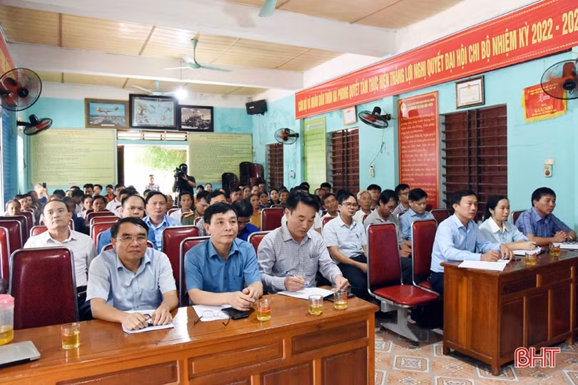 Huyện Kỳ Anh đối thoại với người dân về dự án cao tốc Bắc – Nam