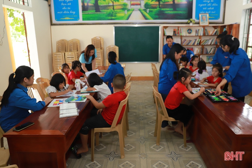 Nhiều hoạt động chào mừng các ngày lễ lớn ở Hương Sơn