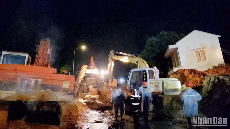 Tìm thấy nạn nhân thứ 4 trong vụ sạt lở đèo Bảo Lộc