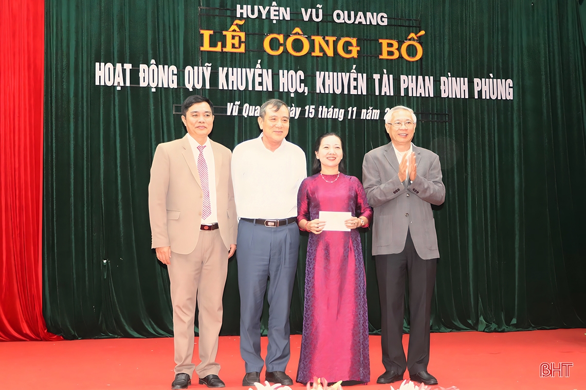 Ra mắt Quỹ khuyến học, khuyến tài Phan Đình Phùng