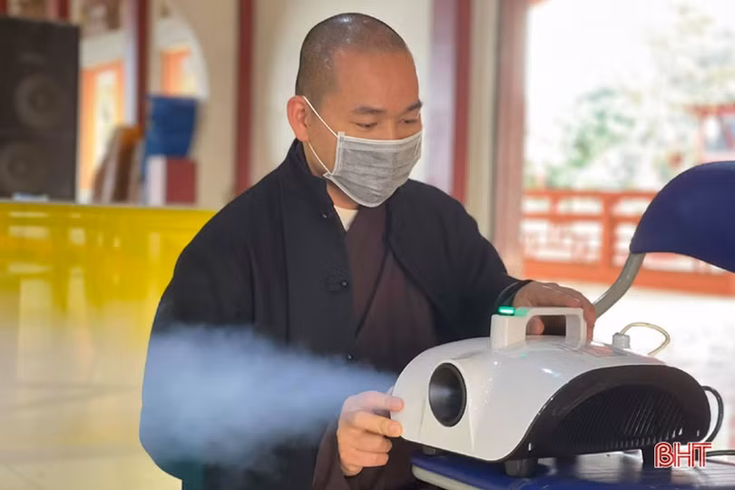 Tràn ngập hương vị tết tại ngôi chùa bên dòng sông Hộ Độ