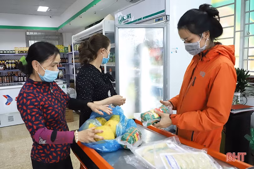 Sản phẩm OCOP Hà Tĩnh vào giỏ quà tết, nhiều mặt hàng cung không đủ cầu