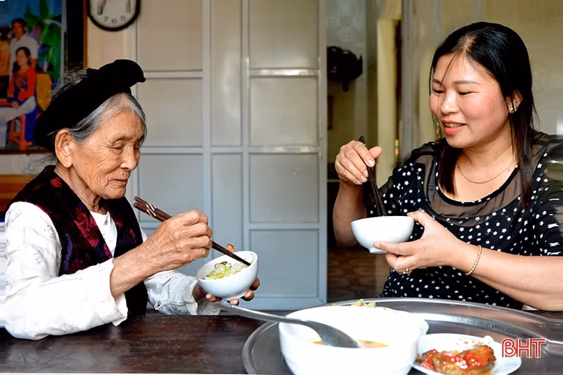 Ấm lòng Mẹ trong mùa xuân mới
