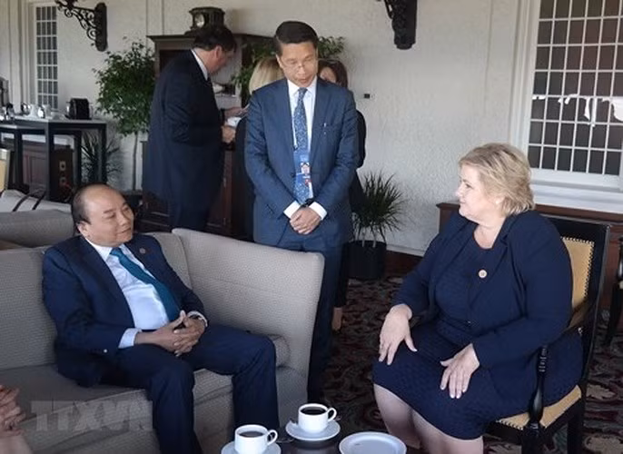 Toàn cảnh ngày làm việc của Thủ tướng tại Hội nghị G7 mở rộng
