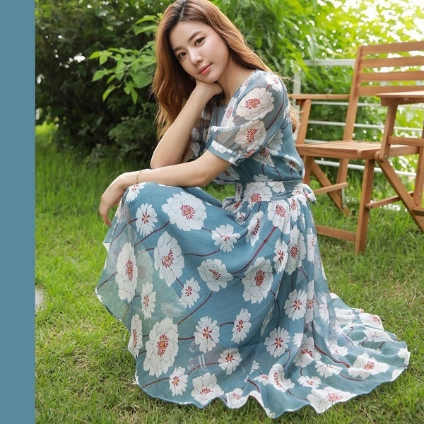 Những họa tiết mùa hè bạn nên có trong tủ đồ, không sợ lỗi mốt ảnh 2 Những họa tiết mùa hè bạn nên có trong tủ đồ, không sợ lỗi mốt