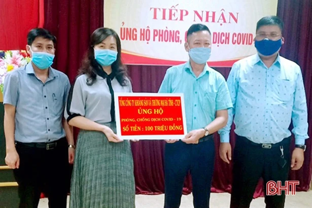 Thêm những món quà ý nghĩa hỗ trợ công tác phòng chống dịch
