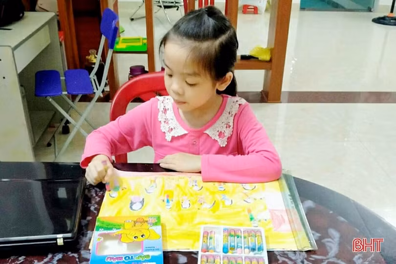 Thiếu nhi Hà Tĩnh hưởng ứng cuộc thi vẽ tranh phòng, chống Covid-19