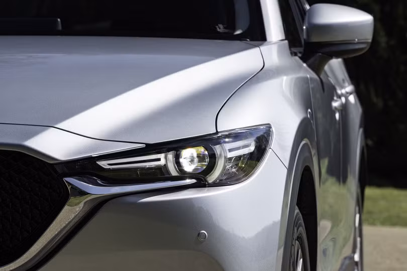 Mazda CX-5 2020 có giá từ 33.000 USD, bổ sung màu mới