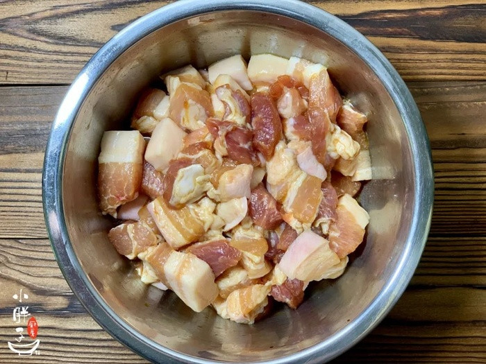 2 nguyên liệu “”thần thánh“” giúp món thịt kho trứng cút “”lên một tầm cao mới