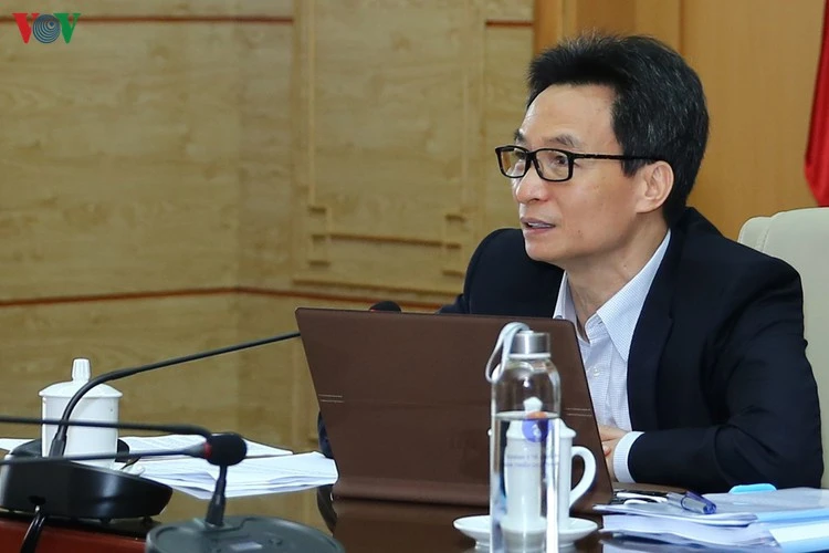 Phó Thủ tướng yêu cầu tăng cường phòng dịch Covid-19 cho người già