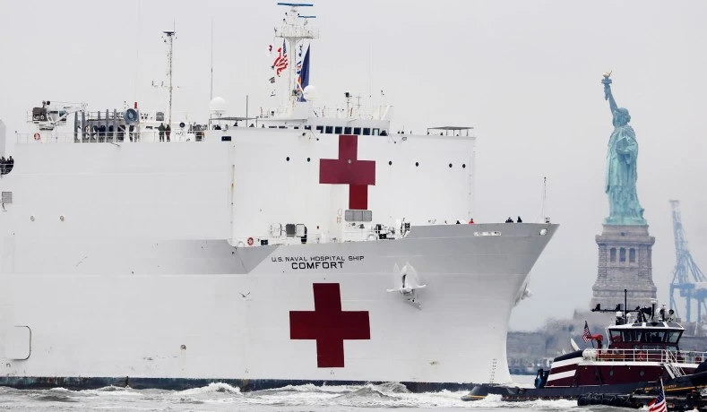 Khám phá siêu tàu bệnh viện USNS Comfort mới tới giải cứu New York