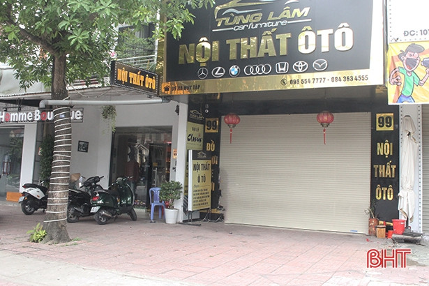 Các quầy hàng không thiết yếu ở TP Hà Tĩnh đã chấp hành việc dừng kinh doanh