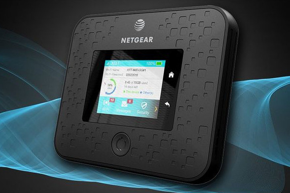Netgear Nighthawk 5G là thiết bị có kết nối 5G đầu tiên trên thế giới. Ảnh: PhoneArena. Mạng 5G có nguy hiểm với sức khỏe con người không?