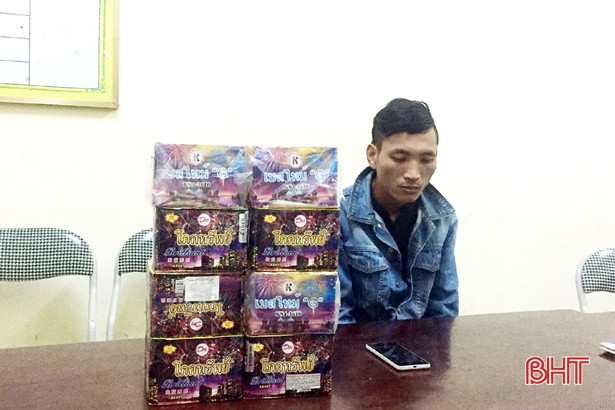 Vận chuyển pháo từ Nghệ An sang Hà Tĩnh tiêu thụ thì bị bắt