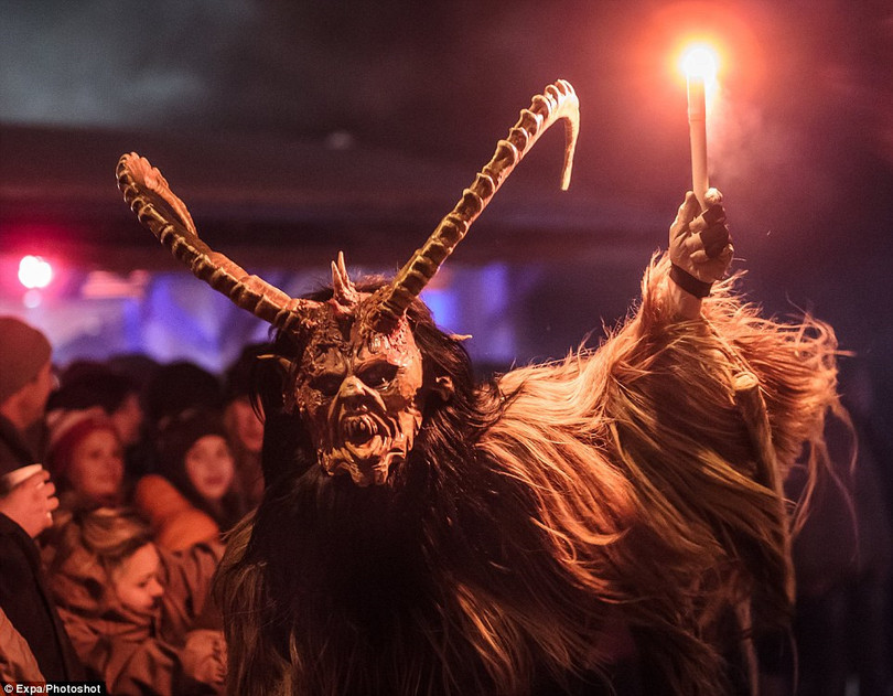 11 truyền thống Giáng sinh kỳ quặc trên thế giới