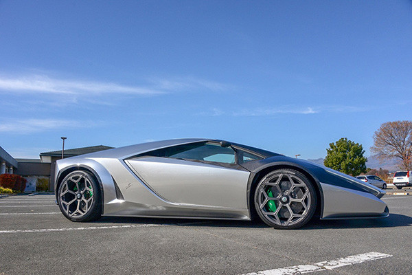 Siêu xe duy nhất trên thế giới có giá tới 30 tỷ đồng