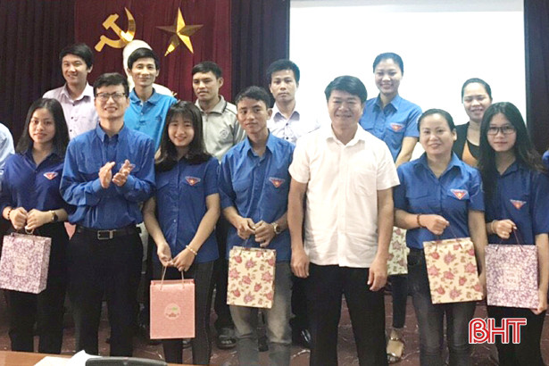 Đoàn viên thanh niên Hà Tĩnh vui Noel bằng các hoạt động ý nghĩa