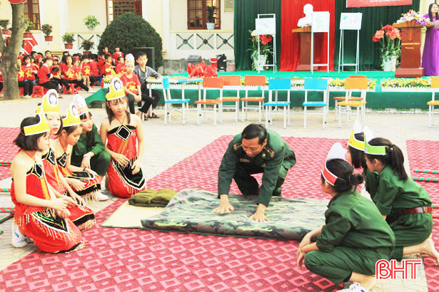 Tri ân người lính, chúng em “Hát mãi khúc quân hành”