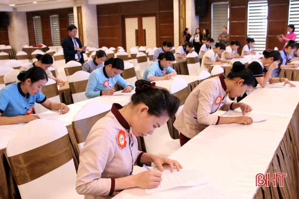 Khai mạc hội thi nghiệp vụ buồng khách sạn Hà Tĩnh 2018