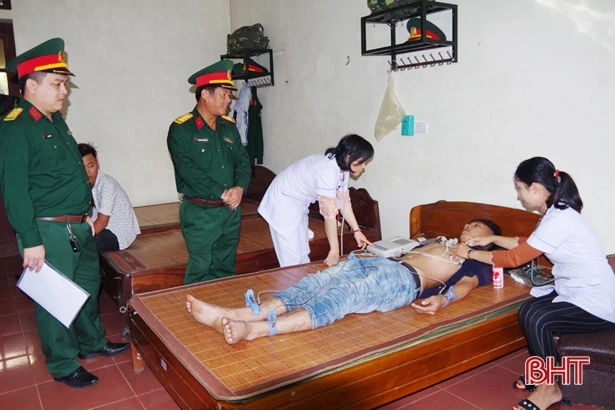 Khám tuyển nghĩa vụ quân sự năm 2019 - Chọn người nào chắc người đó!