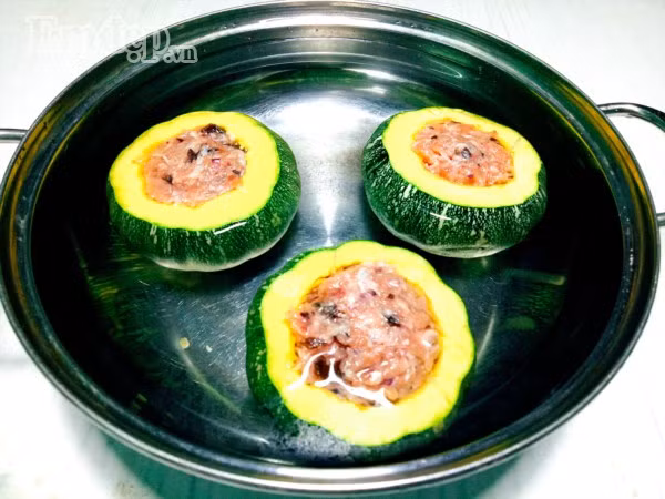 Bí xanh nhồi thịt thơm bùi, tuyệt ngon cho bữa cơm gia đình