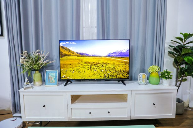 Cận cảnh smart TV 4K của Xiaomi được sản xuất trực tiếp tại Việt Nam hình ảnh 1 Cận cảnh smart TV 4K của Xiaomi được sản xuất trực tiếp tại Việt Nam