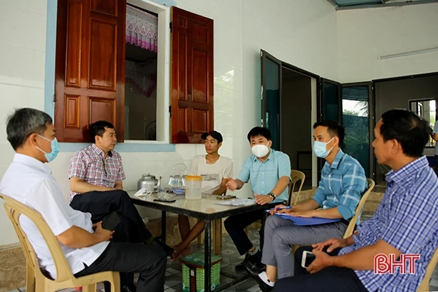 Viện Vệ sinh dịch tễ Trung ương kiểm tra dịch sốt xuất huyết ở Lộc Hà