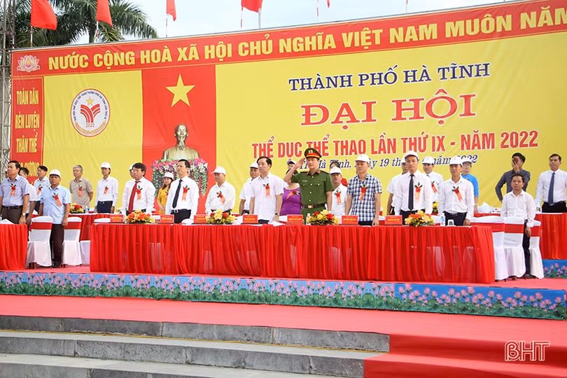 Những hình ảnh ấn tượng tại lễ khai mạc Đại hội TDTT thành phố Hà Tĩnh lần thứ IX năm 2022