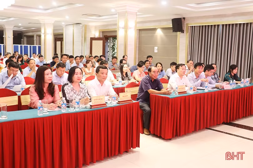 Trang bị kỹ năng cho gần 500 đại biểu hội đồng nhân dân các cấp ở Hà Tĩnh