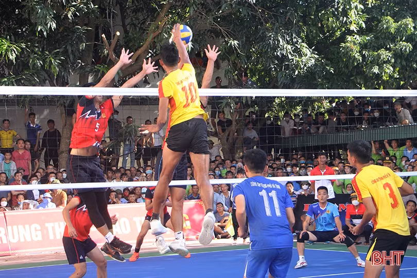 Đội Công an TP Hà Tĩnh vô địch Giải Bóng chuyền nam Công an Hà Tĩnh