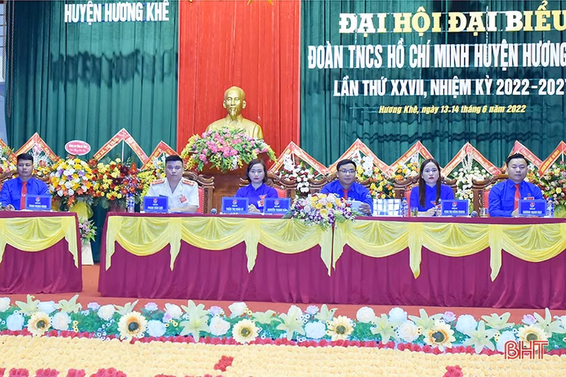 Xây dựng thế hệ thanh niên Hương Khê “tâm trong, trí sáng, hoài bão lớn”