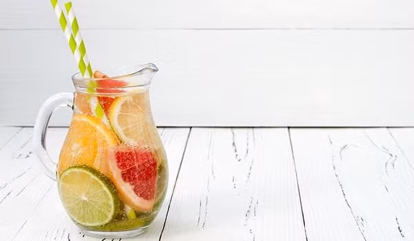 4 thức uống giải nhiệt mùa hè, giúp sáng da